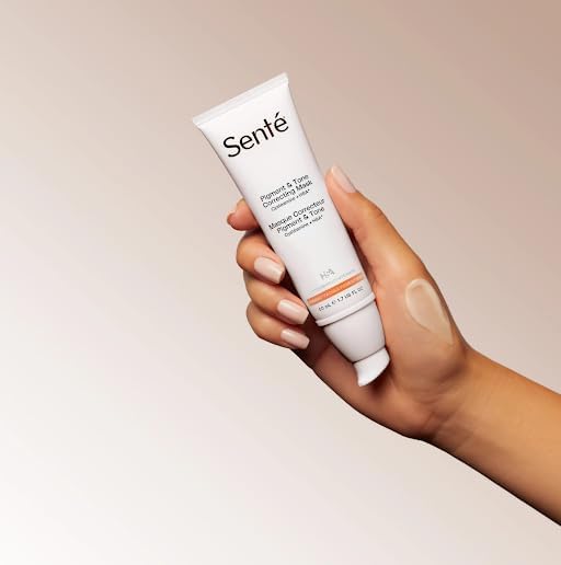 Sente cream texture close-up illustrating smooth moisturizing formula