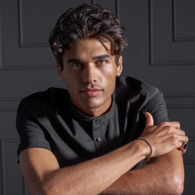SexyHair on model with tousled hair showing natural textured finish
