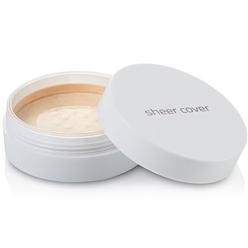 Sheer Cover powder texture closeup highlighting fine mineral finish and blendability