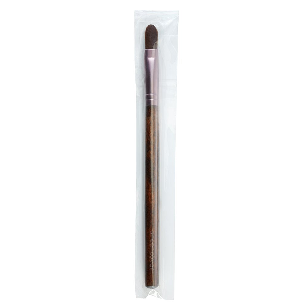 Sheer Cover applying concealer under eye to show brightening and smoothing effect