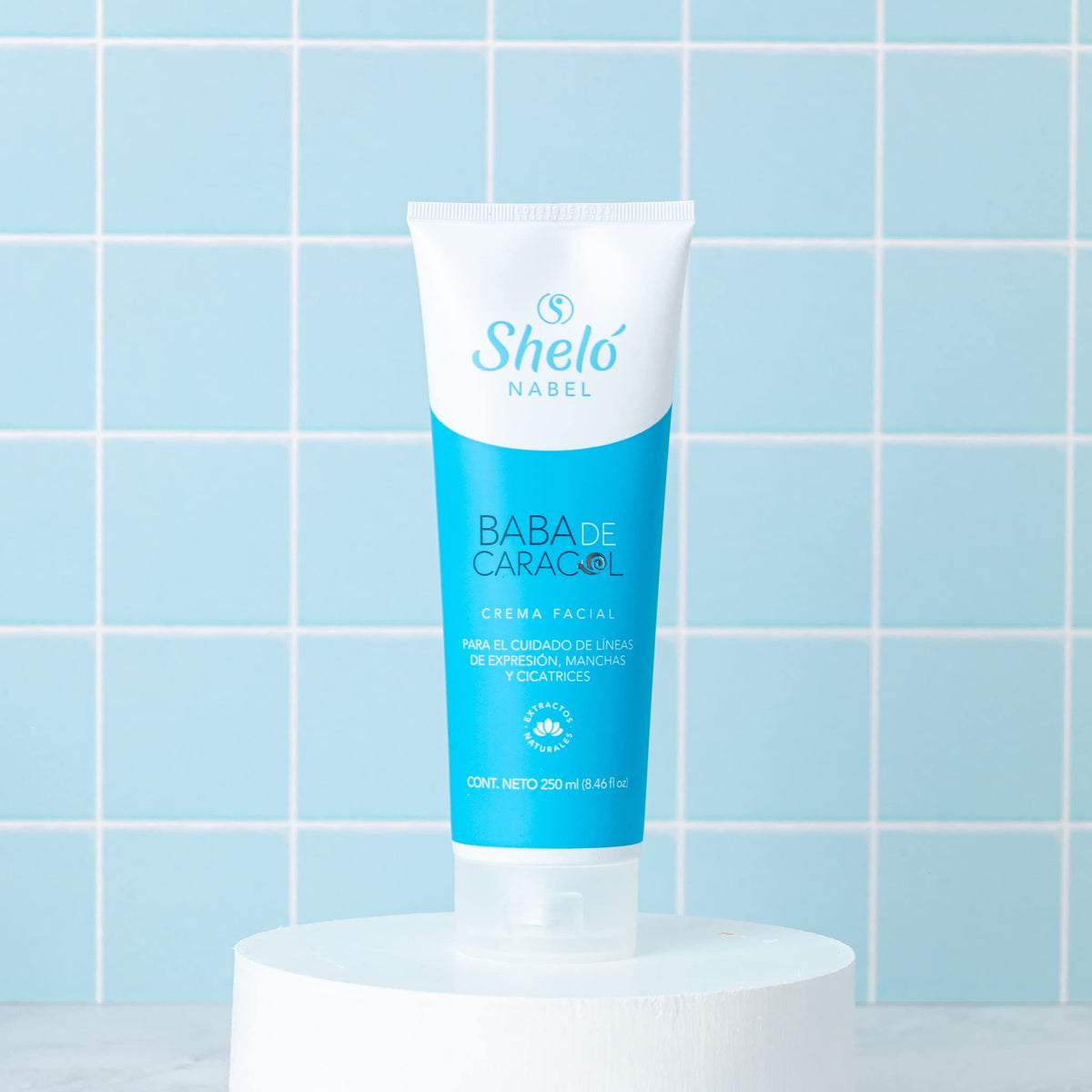 Sheló NABEL open jar cream texture highlighting smooth application benefit