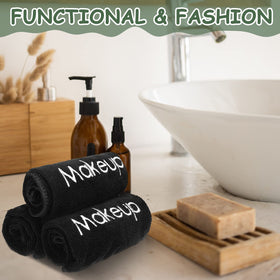 Shimeyao towels arranged in bathroom showcasing tidy, hotel-style presentation