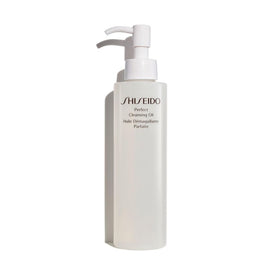 Shiseido front packaging showing bottle and brand, clear labeling and premium look for confidence