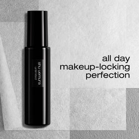shu uemura close-up of ultra-fine mist spray demonstrating even coverage benefit