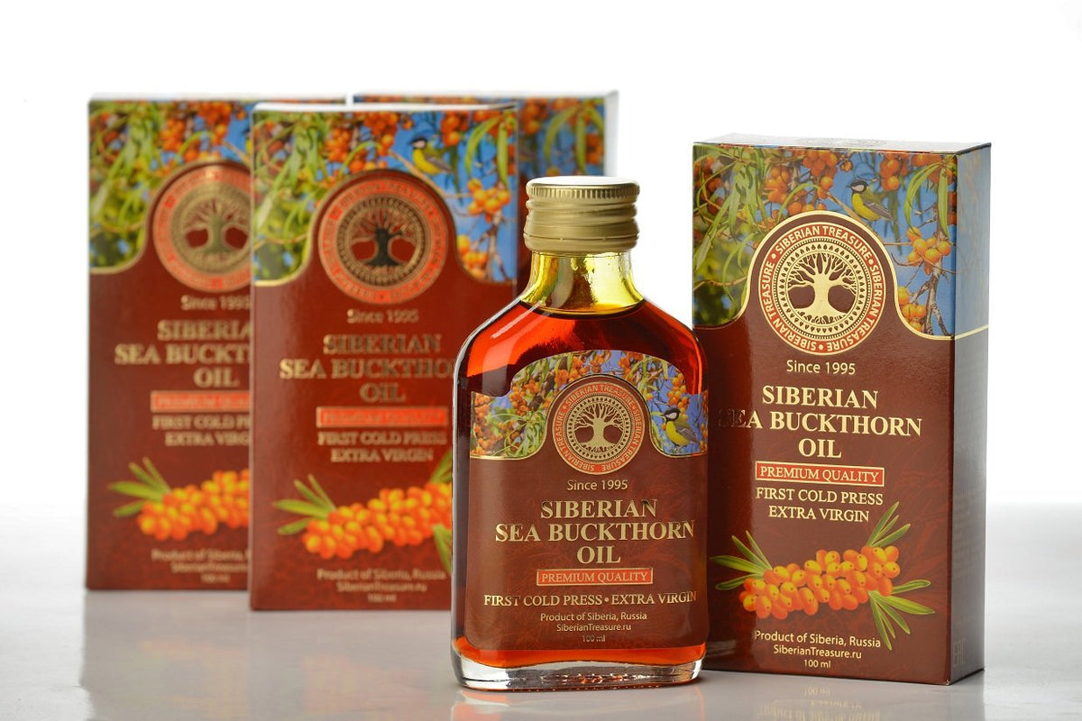 Siberian Treasure bottle in hand demonstrates 100 ml size and portability
