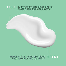 Sienna Naturals applied to curly hair demonstrating frizz control and definition