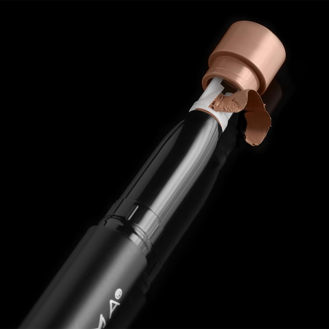 Sigma Beauty Persuade inside a makeup bag ready for quick touch-ups