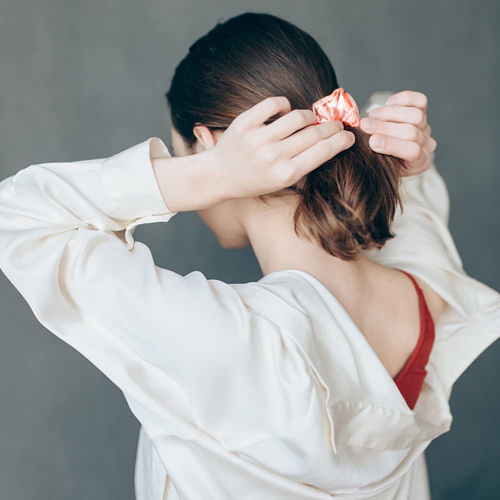 Silmer gift-ready box with scrunchies conveying a presentable, luxurious gift