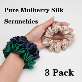 Silmer close-up of 22 momme mulberry silk texture, showing smooth surface to reduce frizz