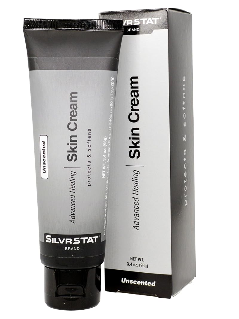 SilvrSTAT ingredient label close-up highlighting nano-silver and hyaluronic acid
