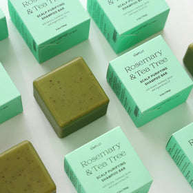 SIMPLUT lifestyle shelf display highlighting plastic-free sustainable packaging