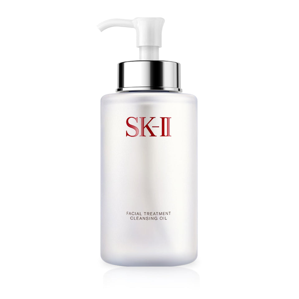 SK-II front bottle showing label and elegant packaging for trusted cleansing