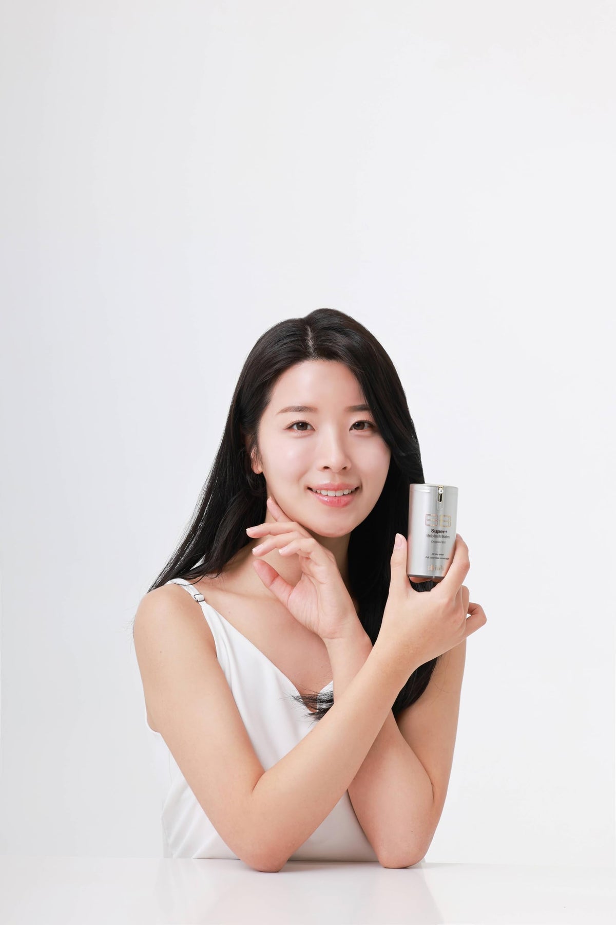 SKIN79 application on hand demonstrating blendability and natural finish