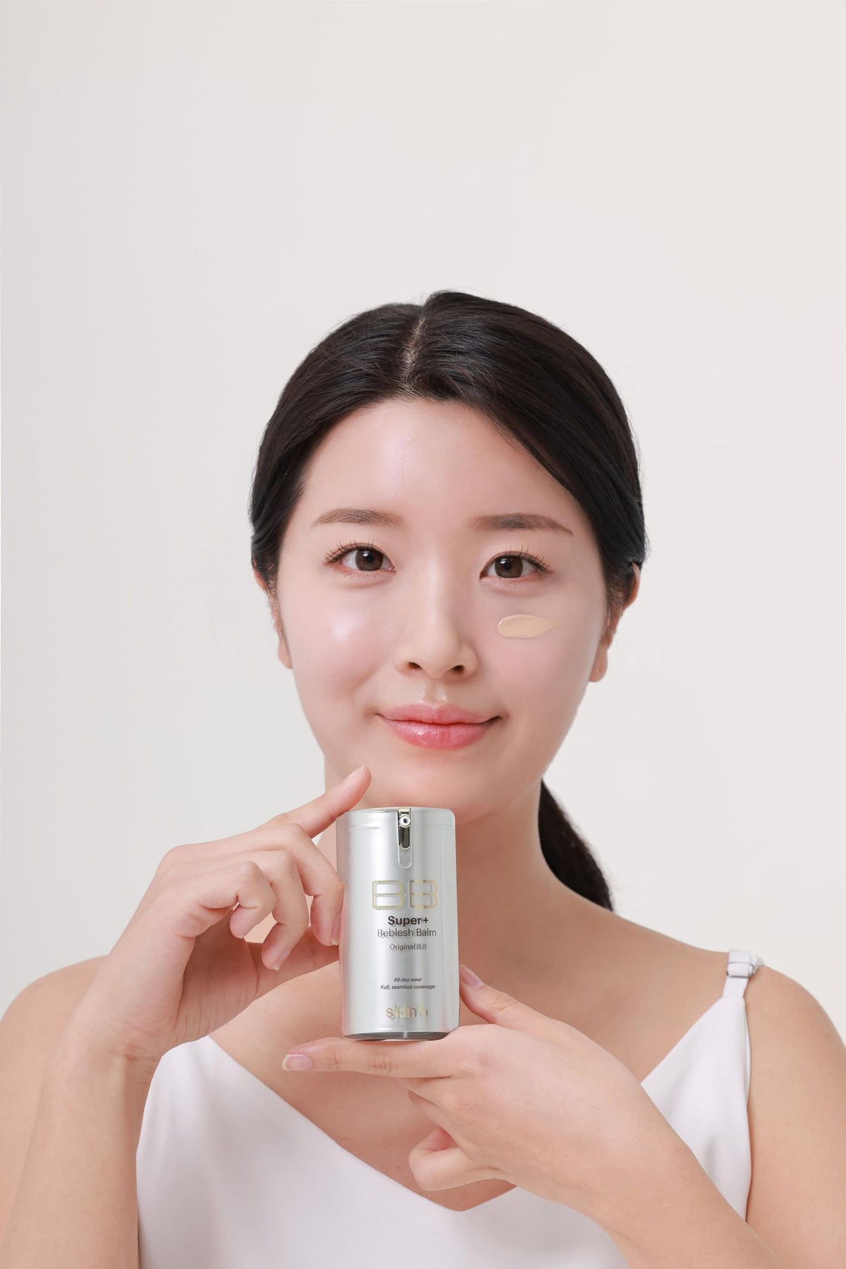 SKIN79 cream texture swirl showing smooth consistency for blendable coverage