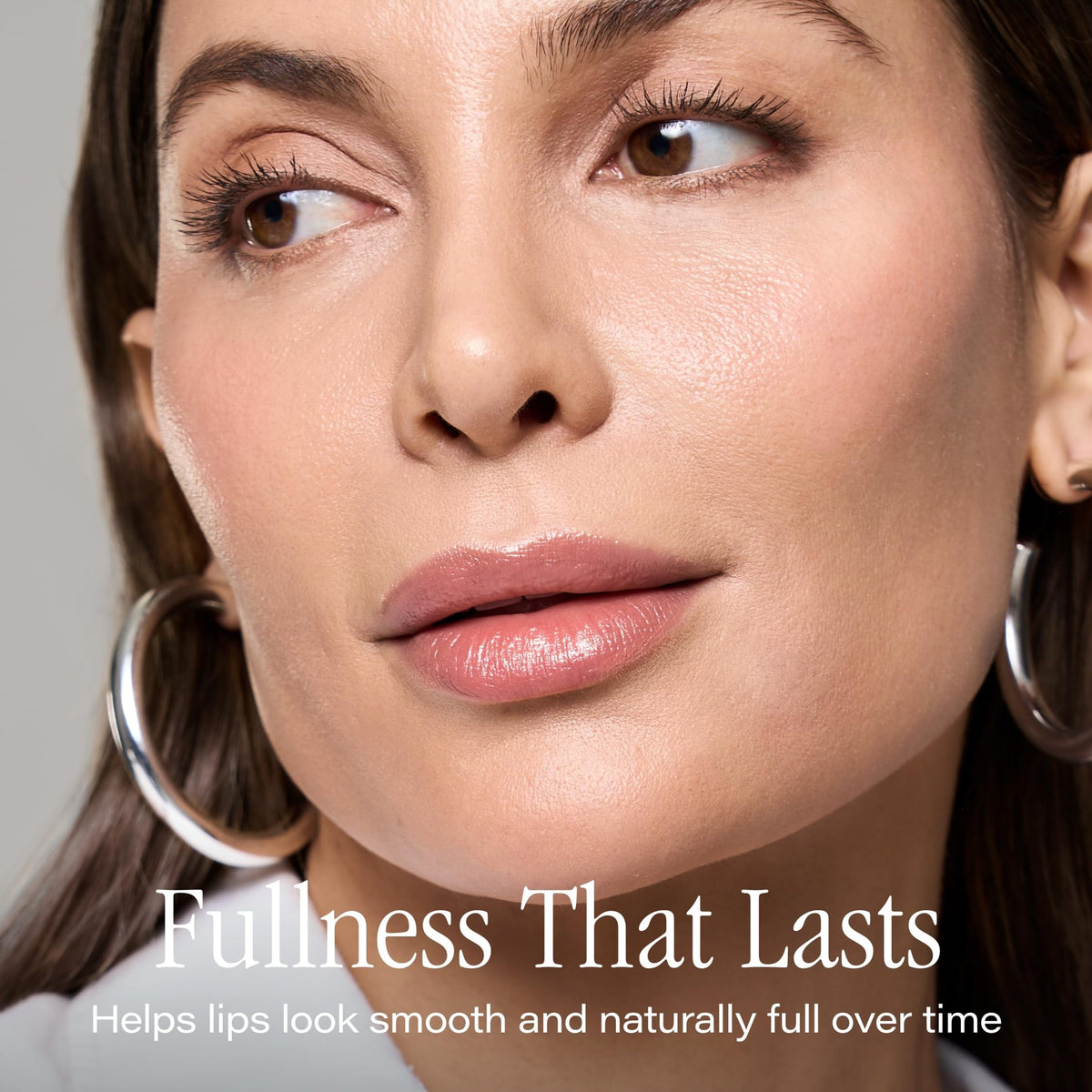 SKINN Lip6X texture close-up silky serum delivering cushiony hydration