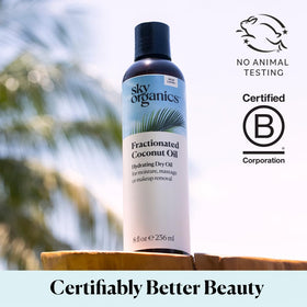 Sky Organics pouring oil from bottle to demonstrate lightweight absorbency benefit