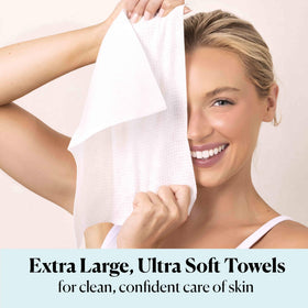 Sky Organics close-up of dual-texture fibers highlighting gentle exfoliation