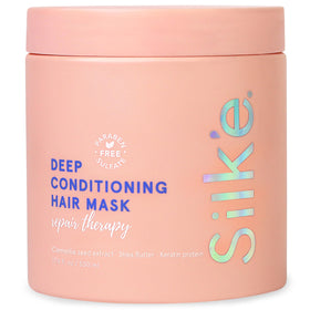 Sleek'e being applied to towel-dried hair demonstrating smooth detangling
