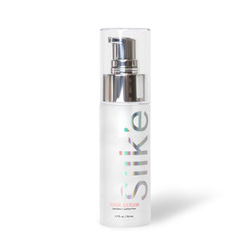 Sleek'e close-up of pump dispensing serum for precise application benefit
