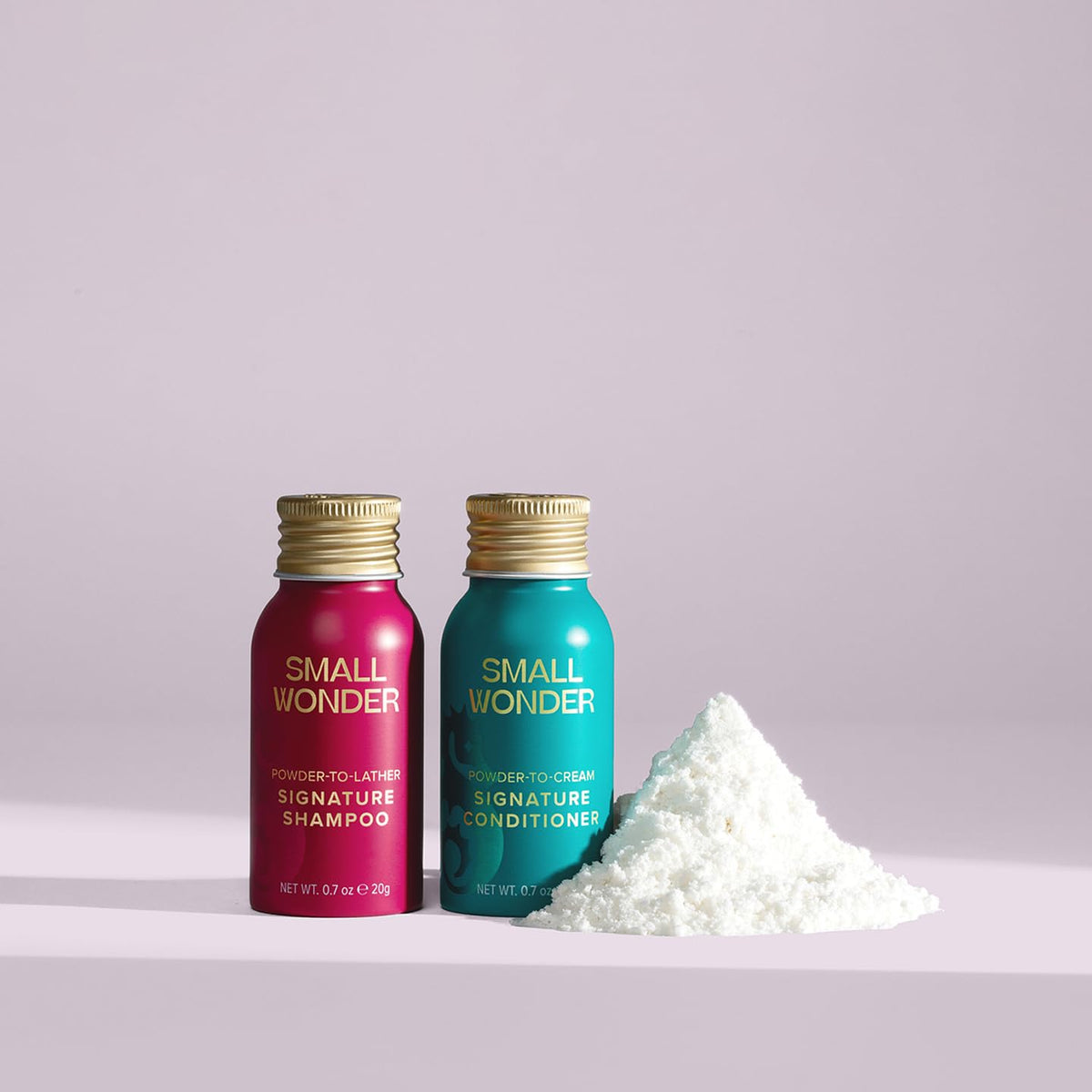SMALL WONDER close-up of shampoo powder texture for easy activation