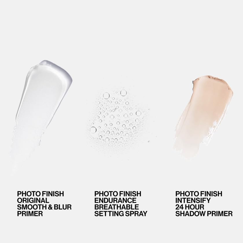 Smashbox trio in a carry bag being used while traveling for convenience benefit