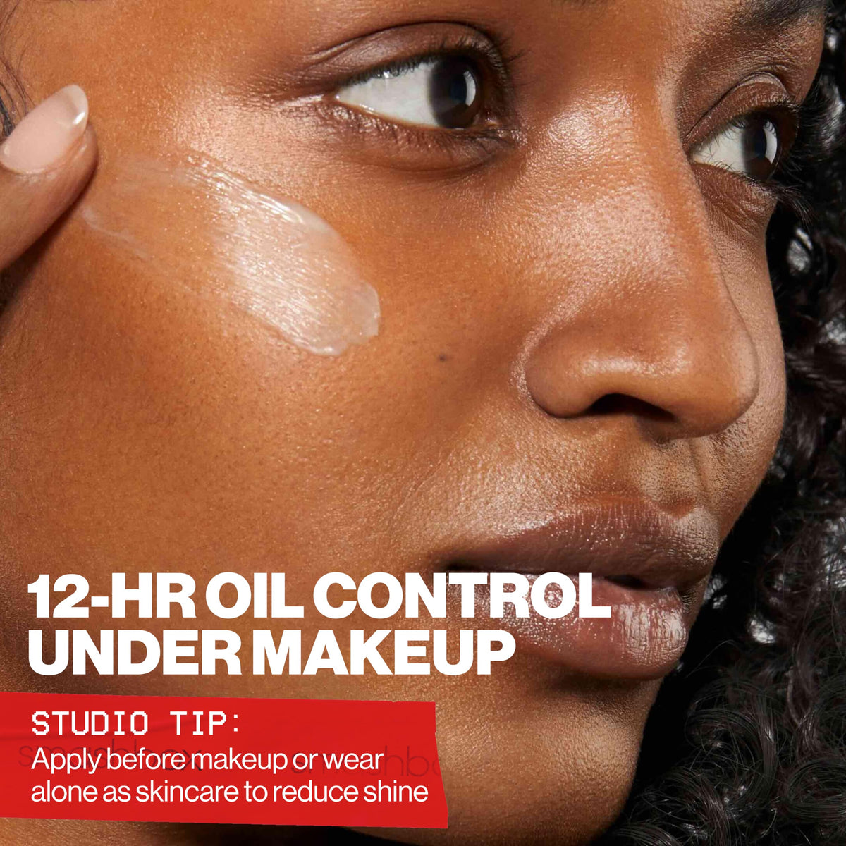 Smashbox primer blended on T-zone demonstrating oil control