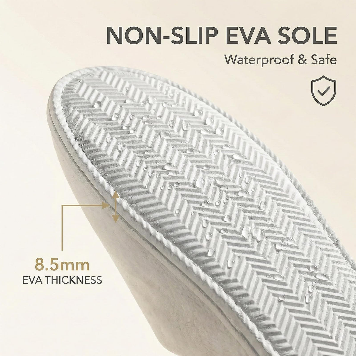 SMDZME slipper held in hand showing one-size-fit scale