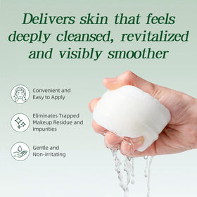 Snidin collagen water droplet demonstrating fast-absorbing moisture