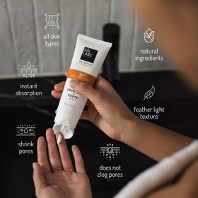 SOL LABS ingredient list visual emphasizing niacinamide hydration