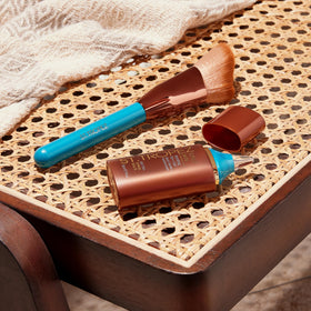 St.Tropez close-up of soft bristles highlighting smooth application