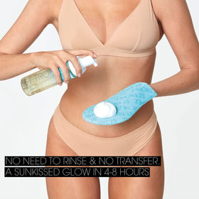 St.Tropez in a beach bag conveying vegan, on-the-go sunless glow