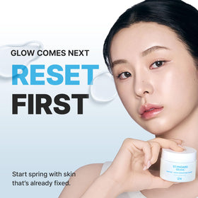 Standard Seoul open jar showing clear gel and non-sticky formula