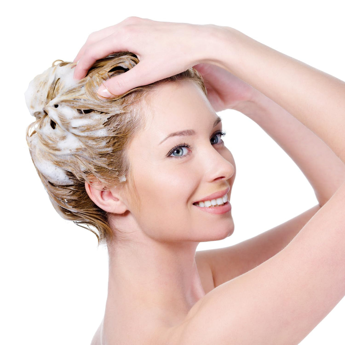 STAR CARE applied to damp hair demonstrating quick toning benefit