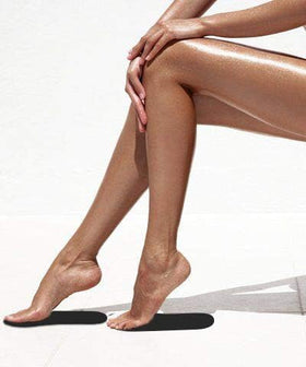 STICKONFEET packed in mobile kit showing travel-friendly salon solution