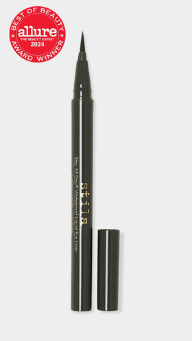 stila close-up of fine marker-like tip delivering precise satin lines