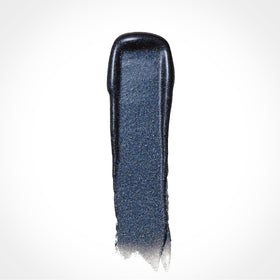 stila applicator close-up showing tapered brush for precise lines