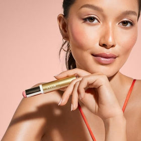 stila duo inside travel bag ready for touch-ups on the go