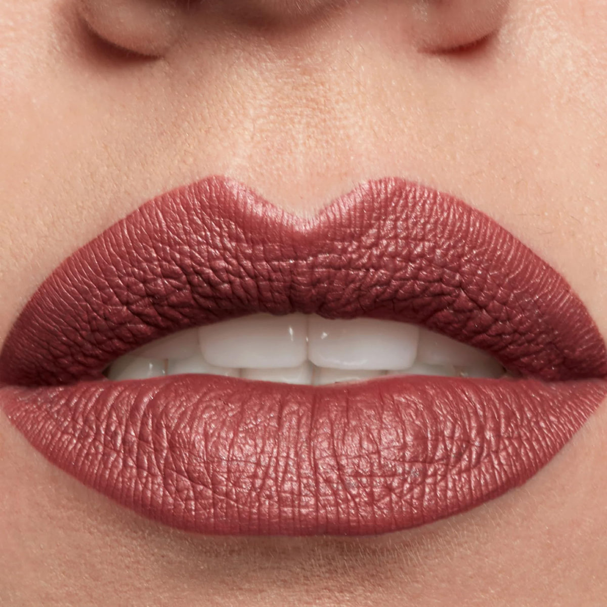 stila worn in evening look highlighting shimmering matte finish for event-ready wear benefit