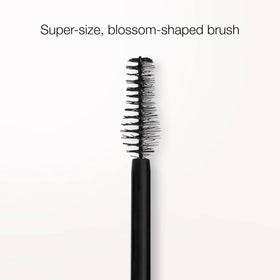stila creamy mascara texture swirl demonstrating smooth non-clumping benefit