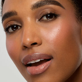stila lip application demonstrating natural tint and comfort benefit