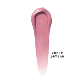 stila wand applicator closeup demonstrating precise tip for fuss-free, targeted application