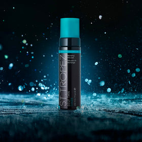 St.Tropez mousse texture close-up illustrating smooth, quick-dry finish