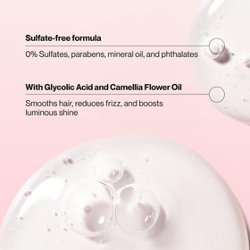 Suave shampoo texture pouring from bottle demonstrating lightweight, hydrating lather