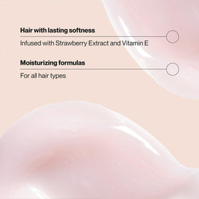 Suave shampoo lather close-up demonstrating rich foam that cleans without over-drying