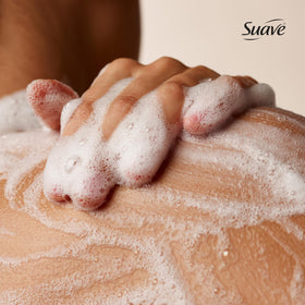 Suave ingredients label highlighting glycerin and vitamin E moisturizing benefit