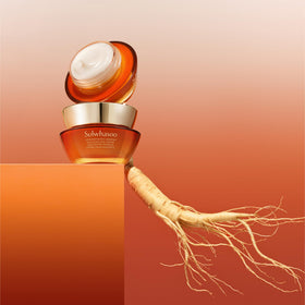 Sulwhasoo cream applied on hand demonstrating hydration and smoothness