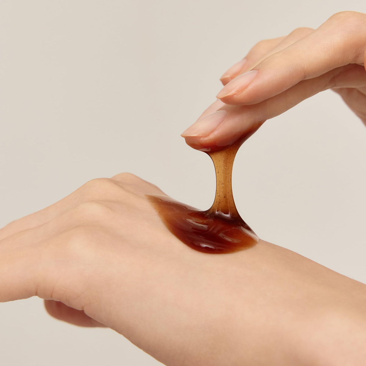 Sulwhasoo clarifying mask honey-like texture close-up for gentle exfoliation