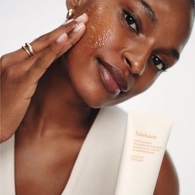 Sulwhasoo white ginseng powder close-up highlighting gentle exfoliant