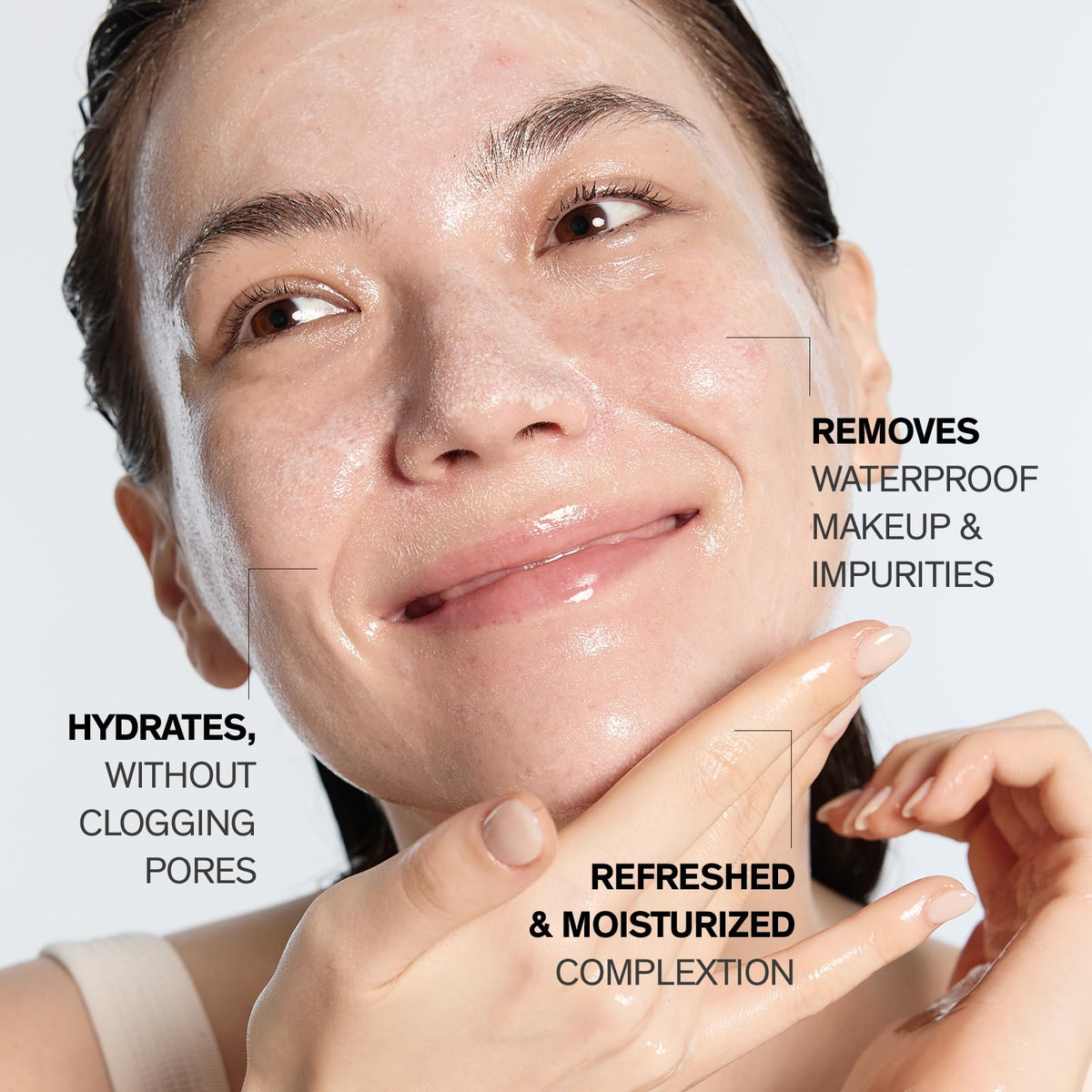 Sulwhasoo pump dispenser closeup for precise product control benefit