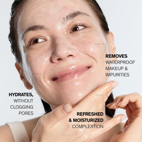 Sulwhasoo pump dispenser closeup for precise product control benefit